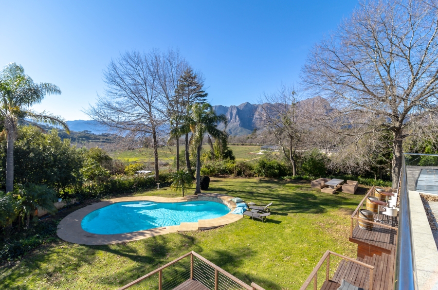 4 Bedroom Property for Sale in Stellenbosch Farms Western Cape